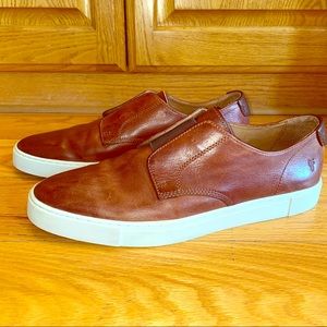 MENS FRYE LEATHER SLIP ON SNEAKERS